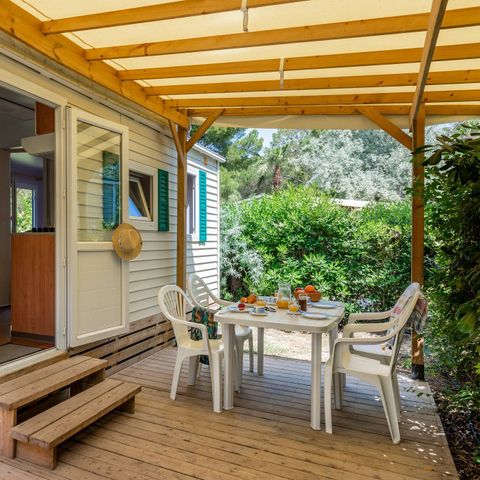 Bungalow 4 Personen - Mobilheim | Classic | 2 Zi. | 4 Pers. | Einfache Terrasse