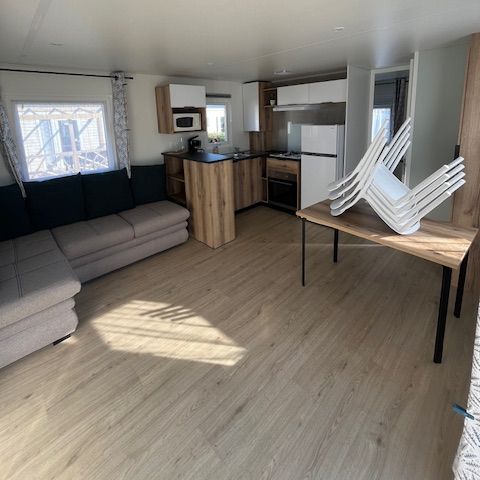 Mobile home 4 persons - Lodge 872 - E02 - Year 2026, semi-covered, sleeps 1/4 people