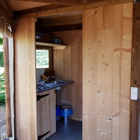 SISTEMAZION ATIPICHE 4 persone - Cabatente arredata con cucina e bagno 29m² - 2 camere da letto -