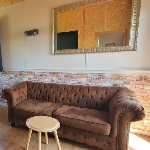 Hébergement 4 personnes - Cottage sur pilotis Privilège 35m² -1 chambre + 1 alcôve - lave vaisselle - terrasse face aux étangs