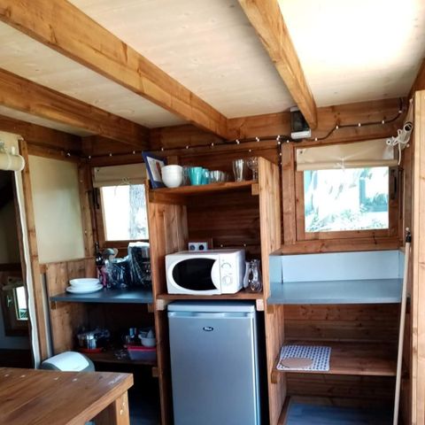 Tente en toile et en bois 4 personnes - LODGE Cocotier (sans sanitaires)