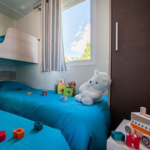 MOBILE HOME 4 people - Comfort XL | 2 Bedrooms | 4 Pers. | Uncovered elevated terrace | TV