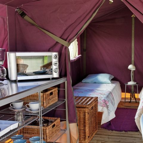 Bungalowtent 5 personen - Freeflower Standaard 37m² (2 kamers) + overdekt terras 13m² 5 pers