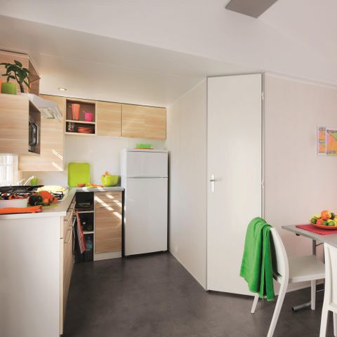 MOBILHOME 4 personnes - Mobil-home Standard 27 m² (2 chambres) + TV avec une terrasse intégrée semi-couverte 7m² 4 pers.