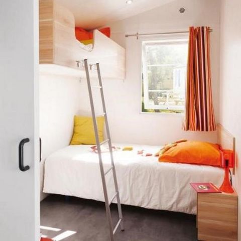 Stacaravan 4 personen - Comfort stacaravan 29m² (2 kamers) + aangepast voor personen met beperkte mobiliteit + TV + terras
