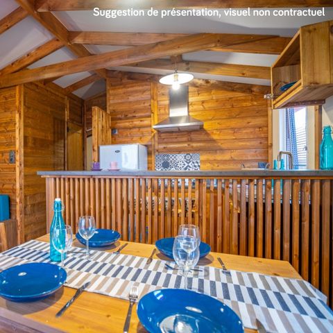 CHALET 5 persone - VIP Premium Lodge 34m² - vista lago (2 camere) + TV + lenzuola + asciugamani + terrazza coperta 11m².