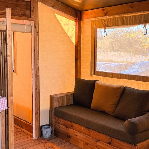 Bungalowzelt 5 Personen - Stoffhütte Cotton Flower Confort 28m² (2 Zimmer) + TV + überdachte Terrasse 16m² 4/5 Pers.