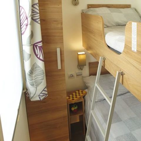 STACARAVAN 8 personen - Mobile-home | Premium | 3 slaapkamers | 6/8 pers. | Verhoogd terras | Air-con.
