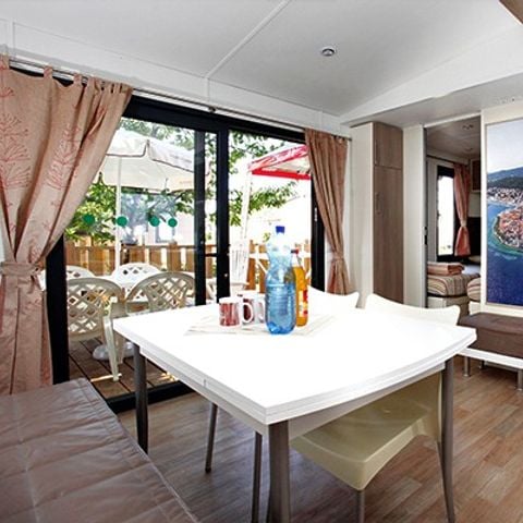 Stacaravan 6 personen - Mobile-home | Comfort | 3 Slaapkamers | 6 Pers. | Verhoogd terras | Airconditioning