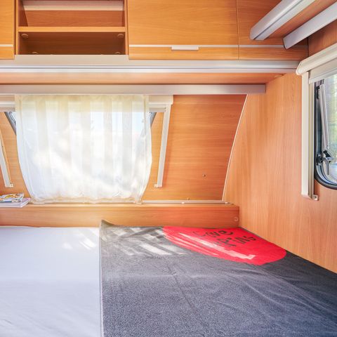 CARAVANE 5 personnes - Modèle 2+
