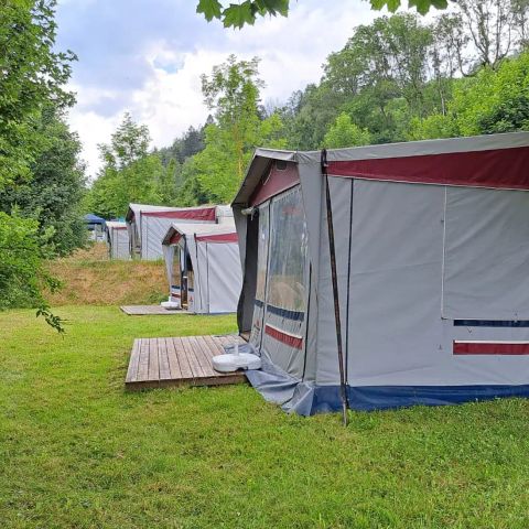 CARAVANE 5 personnes - Modèle 2+