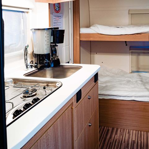 CARAVANE 5 personnes - Modèle 2++