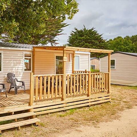 Bungalow 4 personen - Mobilheim | Comfort | 2 Zi. | 4 Pers. | Hochterrasse | 2 Bäder | Klimaanlage | TV