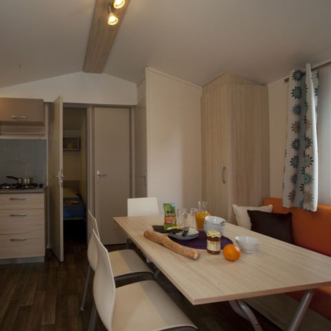 MOBILHOME 5 personas - 2 Dormitorios (Aire acondicionado)