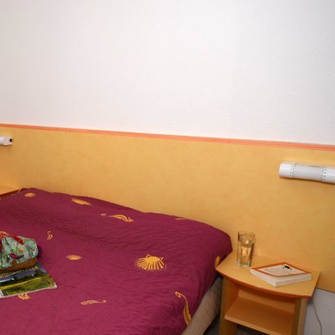 HOUSE 6 people