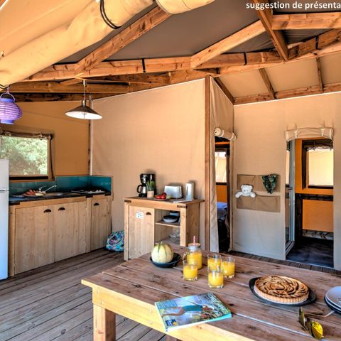 TENDA IN TELA E LEGNO 5 persone - Ecolodge Cotton Toilée CONFORT 32m² (2 camere) + terrazza coperta 11m² + TV