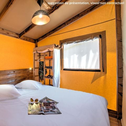 Safarizelt 5 Personen - Ecolodge Cotton Toilée CONFORT 32m² (2 Zimmer) + überdachte Terrasse 11m² + TV