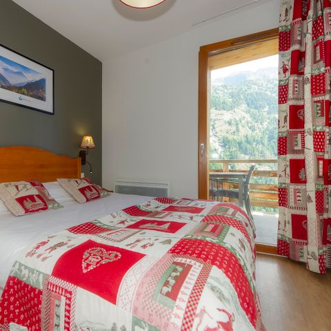 Piso 6 personas - G/322_3 HABITACIONES 6 PERS VISTA MONTAÑA