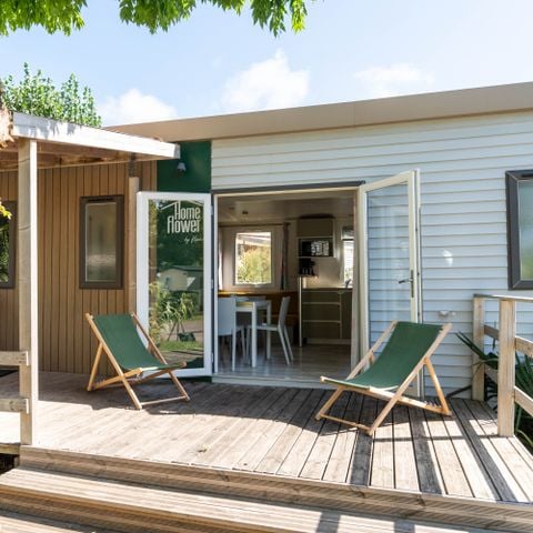 Stacaravan 6 personen - Homeflower Premium 31m² - 3 kamers + halfoverdekt terras + vaatwasser + TV 6 pers