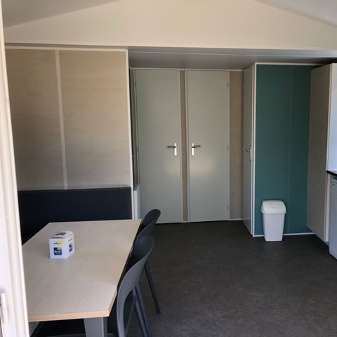 Stacaravan 4 personen - Stacaravan Premium 25m² - 2 kamers + overdekt terras + TV + Afwasmachine 2/4 pers