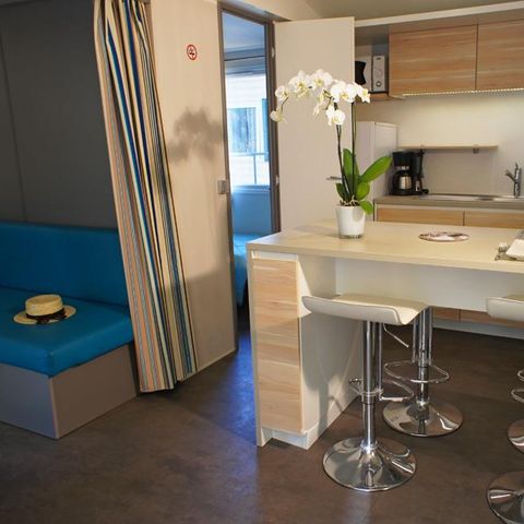 BUNGALOW 6 personnes - Mobil-Home LAVANDE Confort 29m² (2 chambres) - terrasse couverte 16m² - TV + Climatisation 4/6 pers