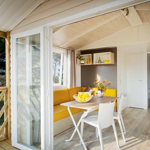 Mobile home 4 persons - Mobil-Home ROMARIN Confort 32m² (2 bedrooms)+ - covered terrace 8 m² - TV + Air conditioning 1/5 pers