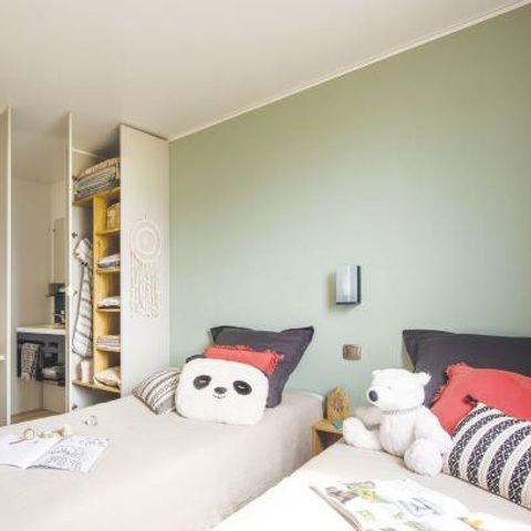MOBILE HOME 4 people - Mobile-home ORANGER Premium 33m2 (2 bedrooms) covered terrace 19m2- 2 bathrooms + LV + TV + Air conditioning 1/5 pers