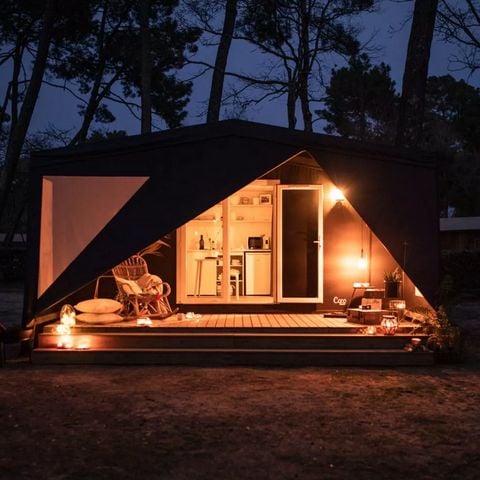 TENTE TOILE ET BOIS 4 personnes - Ecrin Cocoon Insolite 16m² (sans sanitaires) 2 chambres + Terrasse couverte 14 m²+ TV + Coin Cuisine 4 pers