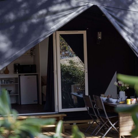TENTE TOILE ET BOIS 4 personnes - Ecrin Cocoon Insolite 16m² (sans sanitaires) 2 chambres + Terrasse couverte 14 m²+ TV + Coin Cuisine 4 pers