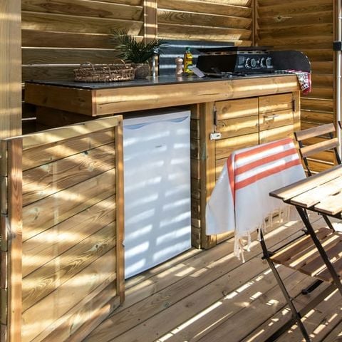 Stellplatz - SIGNATURE mit ausgestatteter Terrasse