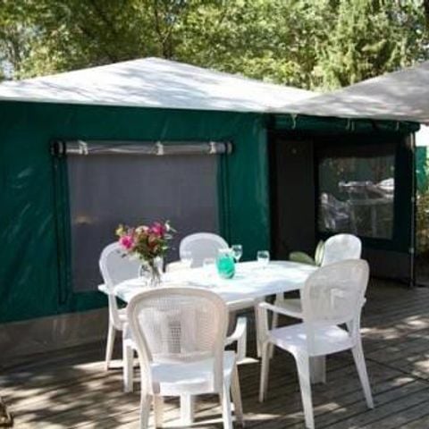 Bungalow toilé 4 personnes - 3 Pièces 4 Personnes Sans Sanitaires
