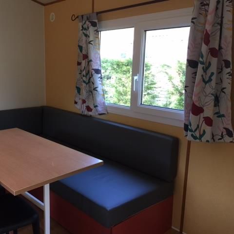 MOBILHOME 4 personas - MH2 MONTANA, con instalaciones sanitarias