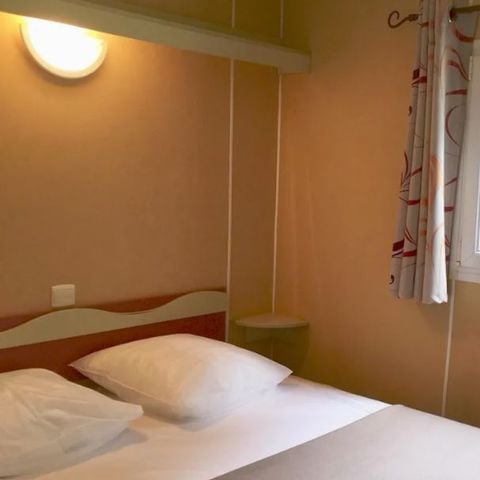 Stacaravan 6 personen - FAMILIE, met sanitaire voorzieningen