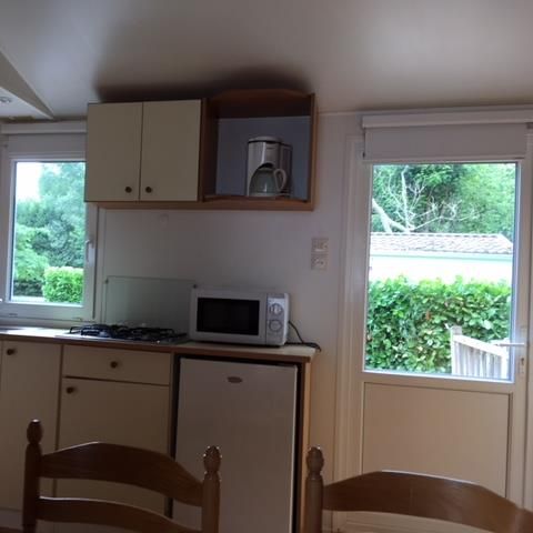 MOBILHOME 5 personas - OPHEA 28m² + terraza (5ª persona en banco, no abatible)