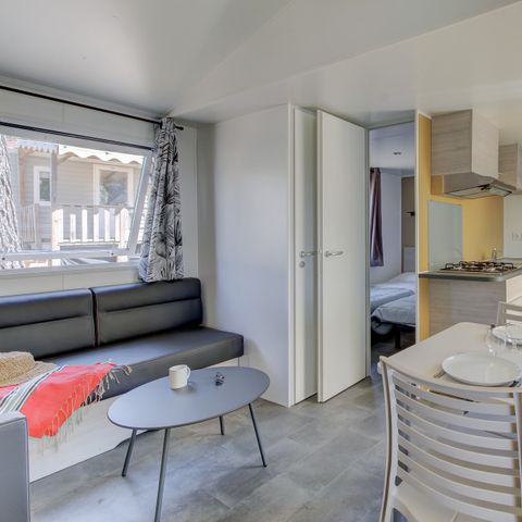 MOBILE HOME 6 people - | Comfort XL | 2 Bedrooms | 4/6 Pers. | Raised terrace | Air conditioning | TV