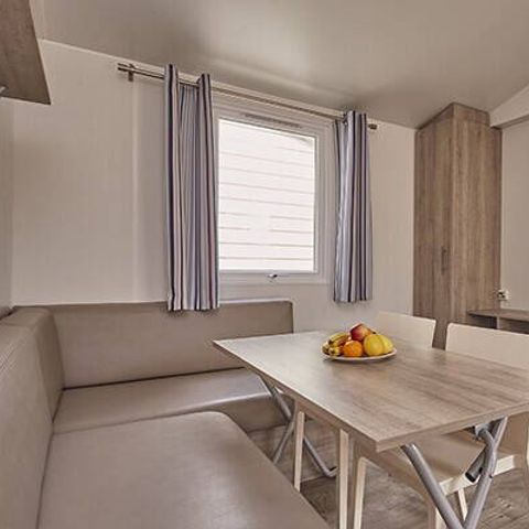 Mobilheim 6 personen - Comfort | 2 Zi. | 4/6 Pers. | Erhöhte Terrasse | Klimaanlage