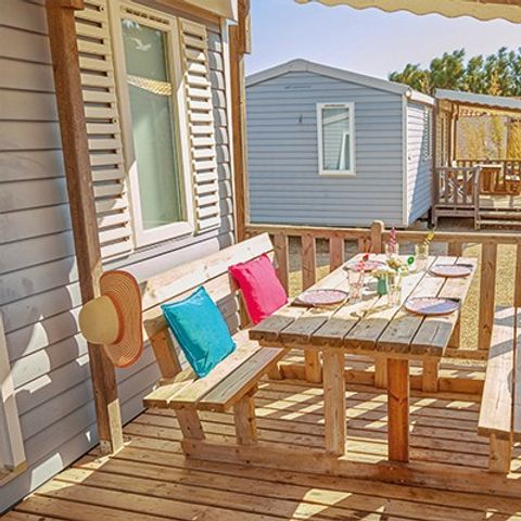 Stacaravan 4 personen - Stacaravan | Comfort | 2 Slaapkamers | 4 Pers. | Verhoogd terras