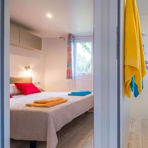 BUNGALOW 6 personnes - Comfort XL | 2 Ch. | 4/6 Pers. | Terrasse surélevée | Clim.
