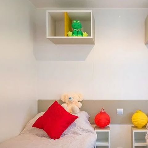 BUNGALOW 6 personnes - Comfort XL | 2 Ch. | 4/6 Pers. | Terrasse surélevée | Clim.
