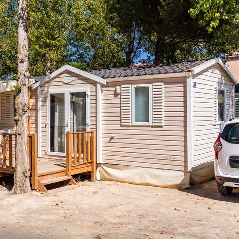 BUNGALOW 4 personnes - Mobil-home | Comfort | 2 Ch. | 4 Pers. | Terrasse surélevée | 1 SDB | Clim. | TV