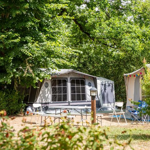 STAANPLAATS - Comfortpakket, met elektriciteit