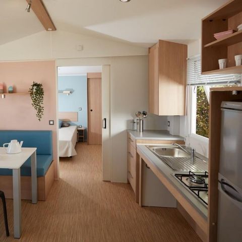 Stacaravan 4 personen - Stacaravan PMR Confort 35m² (2 kamers) + airconditioning + overdekt terras + TV 4 pers