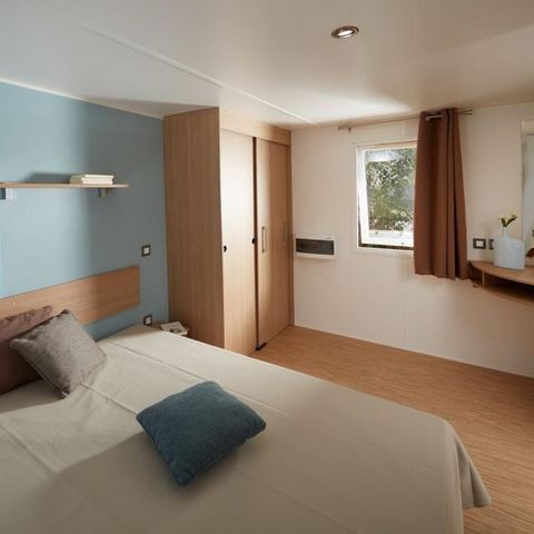 Stacaravan 4 personen - Stacaravan PMR Confort 35m² (2 kamers) + airconditioning + overdekt terras + TV 4 pers