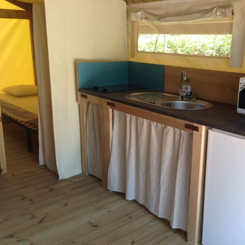 CANVAS BUNGALOW 5 people - Freeflower Confort 29m2 including 8m² terrace (2 bedrooms - no private bathroom) + TV 5 pers