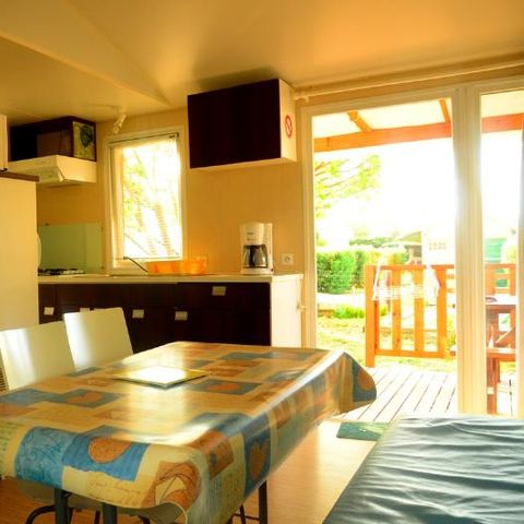 Mobilheim 4 Personen - Mobilheim Standard 24-27m² (2 Zimmer) + überdachte Terrasse + Klimaanlage + TV 4 Pers.