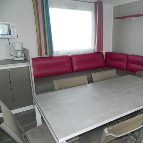 Mobilheim 8 Personen - Mobilheim „Confort“ 28 bis 35 m² (3 Schlafzimmer) + Terrasse mit Meerblick für 6–8 Personen