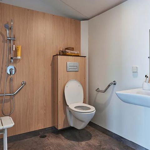 MOBILE HOME 6 people - Premium 31m² mobile home for people with reduced mobility (2 bedrooms) + terrace, sleeps 4–6