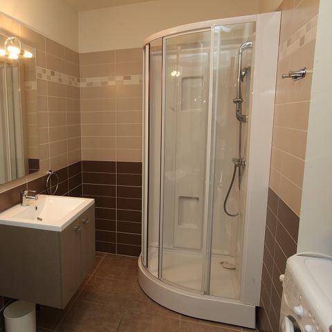 APARTMENT 8 people - T4 Superior