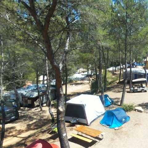 EMPLACEMENT - Forfait Confort (electricité 10A) 2/6 pers