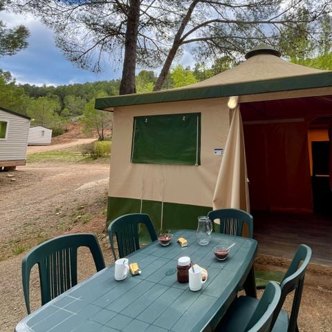 BUNGALOW TOILÉ 5 personnes - Bungalow Toilé Standard 20m² 2 chambres - sanitaire commun - sans clim 1/5 pers
